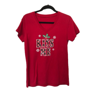 1  NEW Kiss Me T shirt
